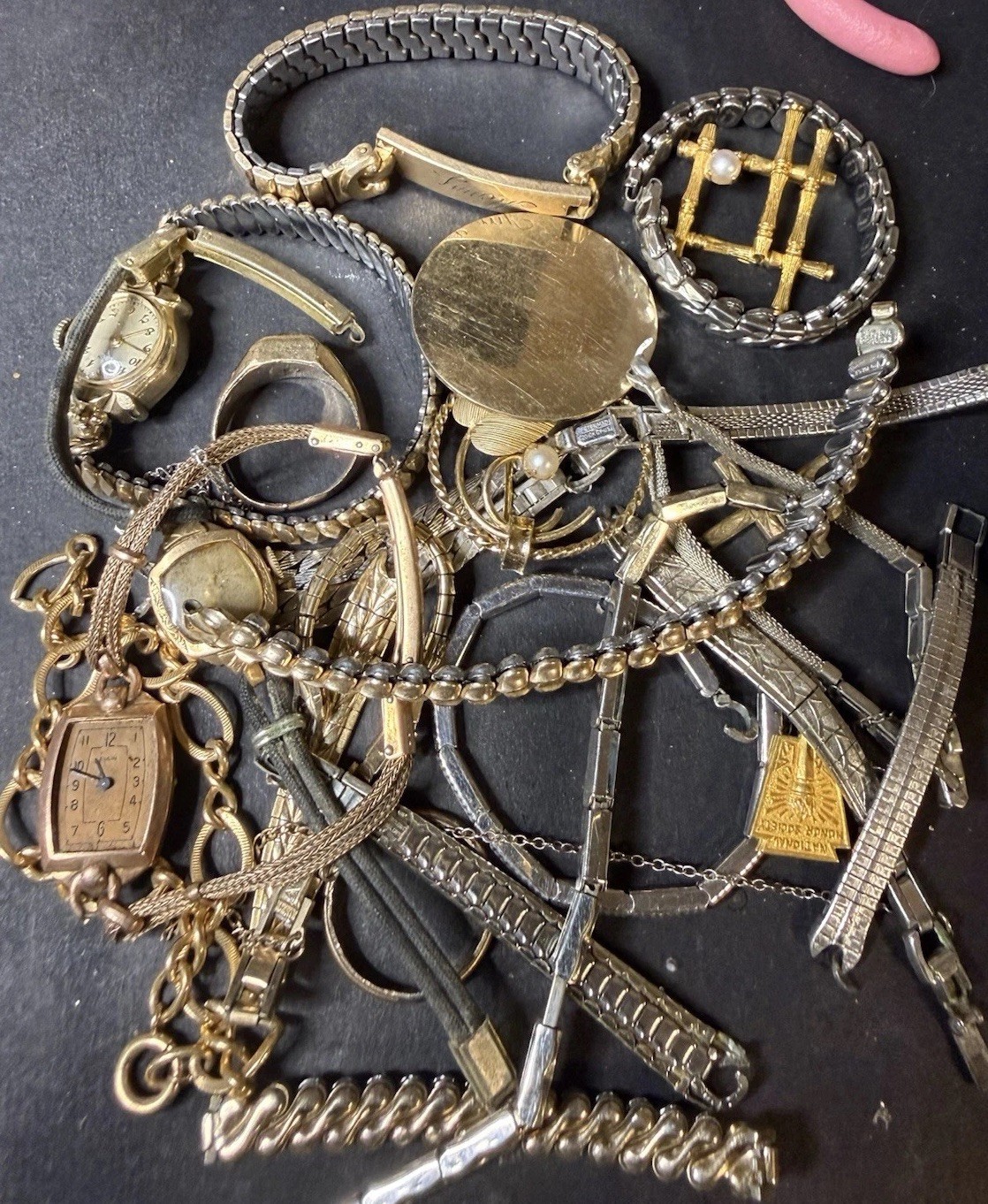 Antique Vintage 10k-14k Gold Filled Scrap Wearable Repair Lot 156.8g