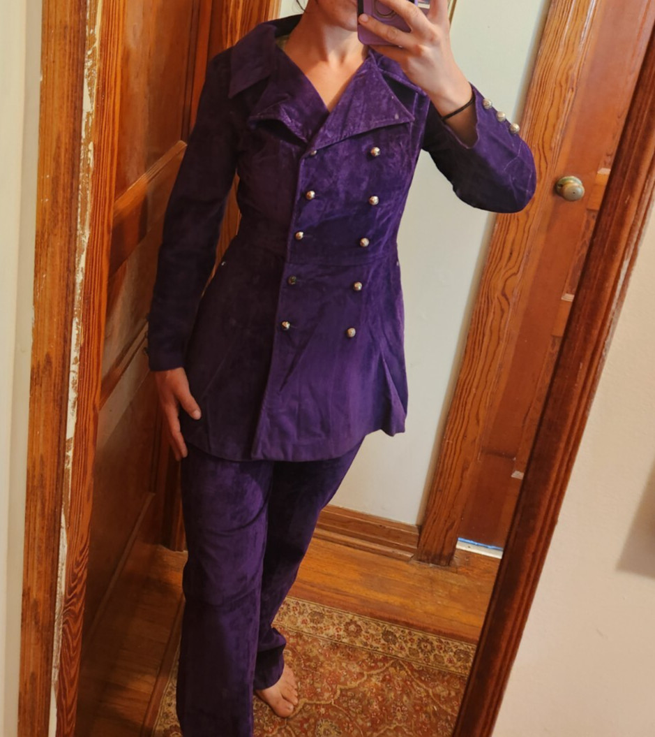 vtg 1960/1970s Purple Campus Casuals Crushed Velvet Pant suit Set vtg 1960/1970s Purple Campus Casuals Crushed Velvet Pant suit Set