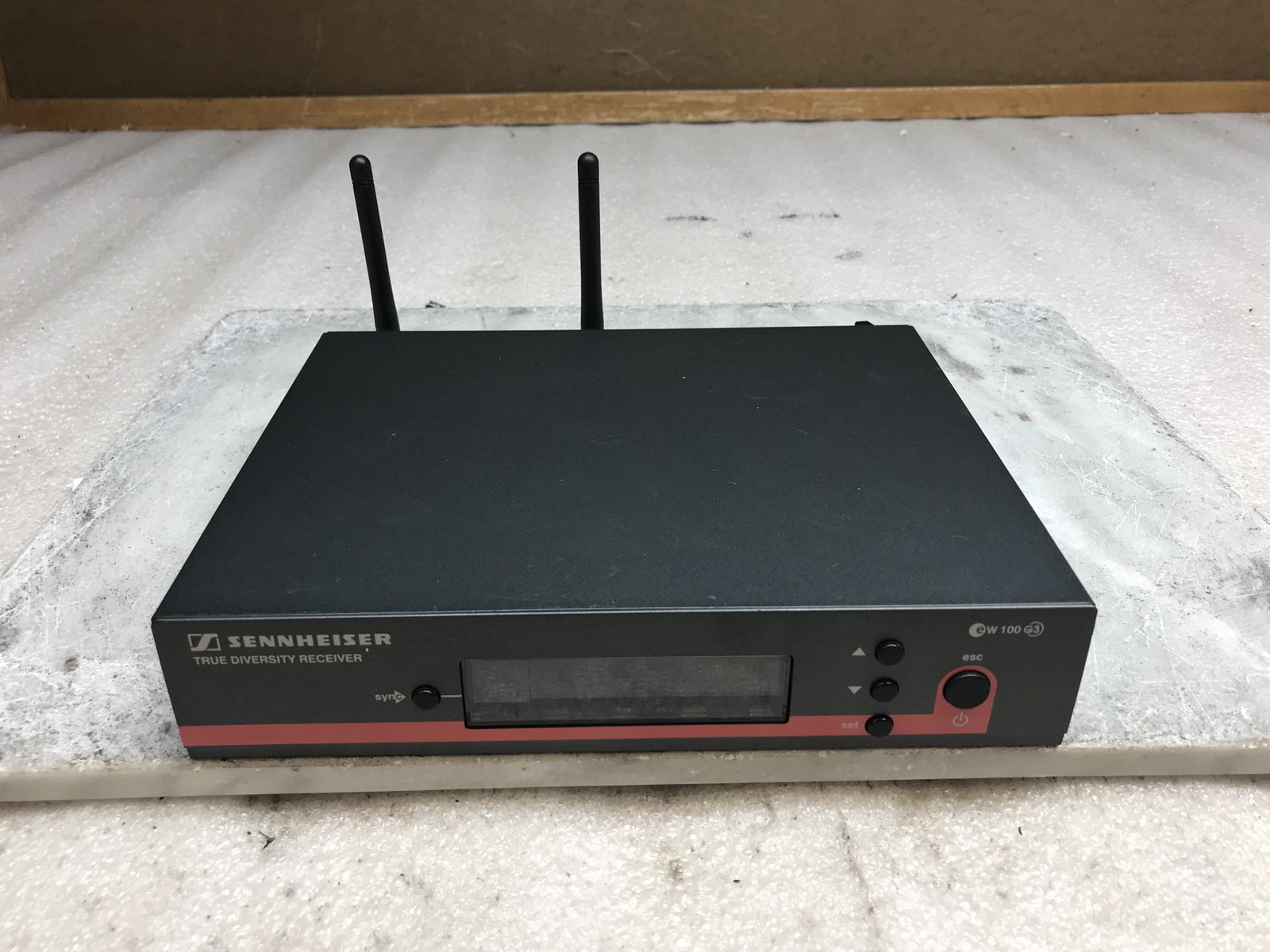 Sennheiser ew 100 G3 Wireless Reciever 516-588 Mhz - No Transmitter Pwr Cable