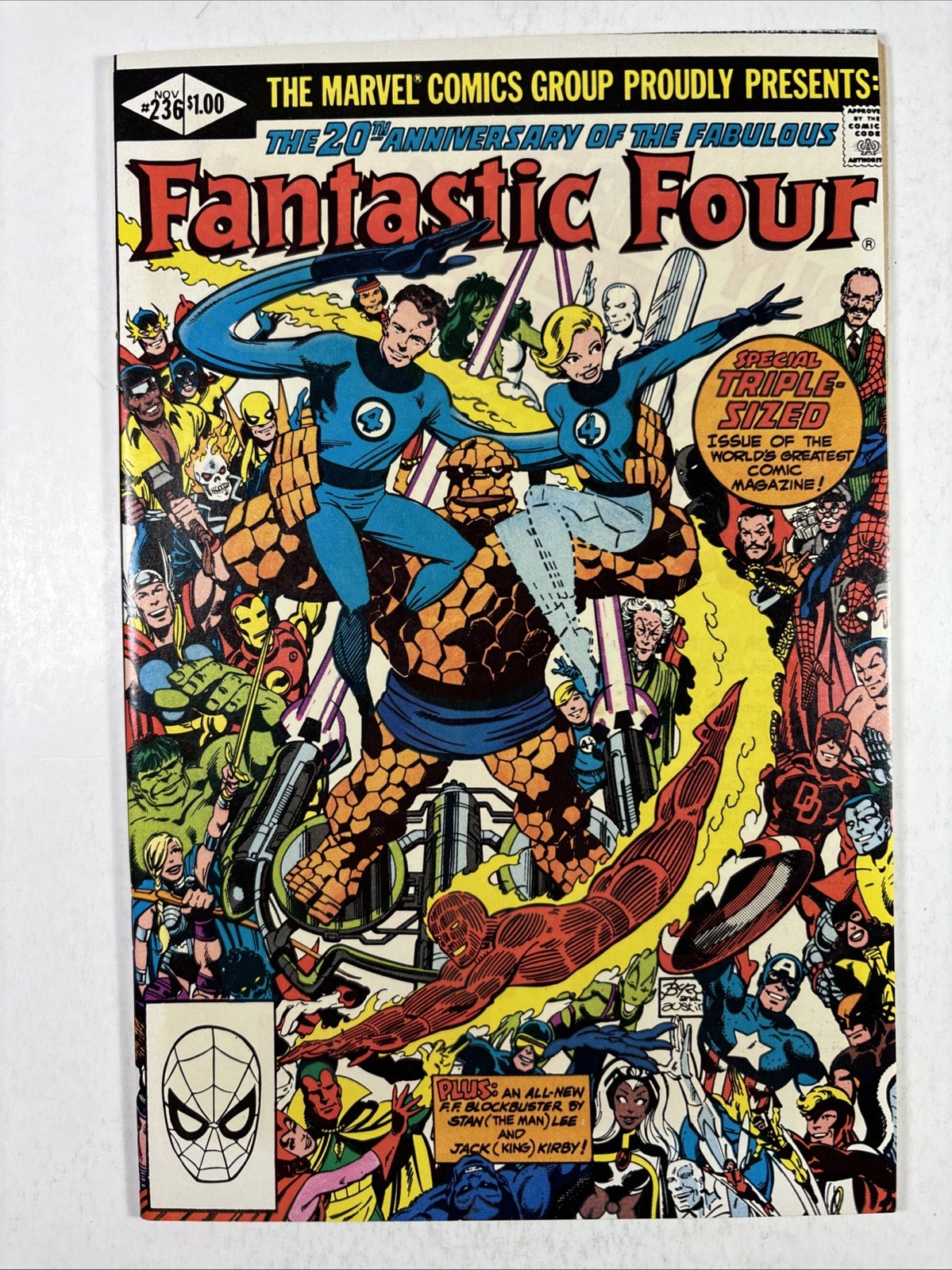 Fantastic four #236 Byrne Signed Fantastic four #236 Byrne Signed
