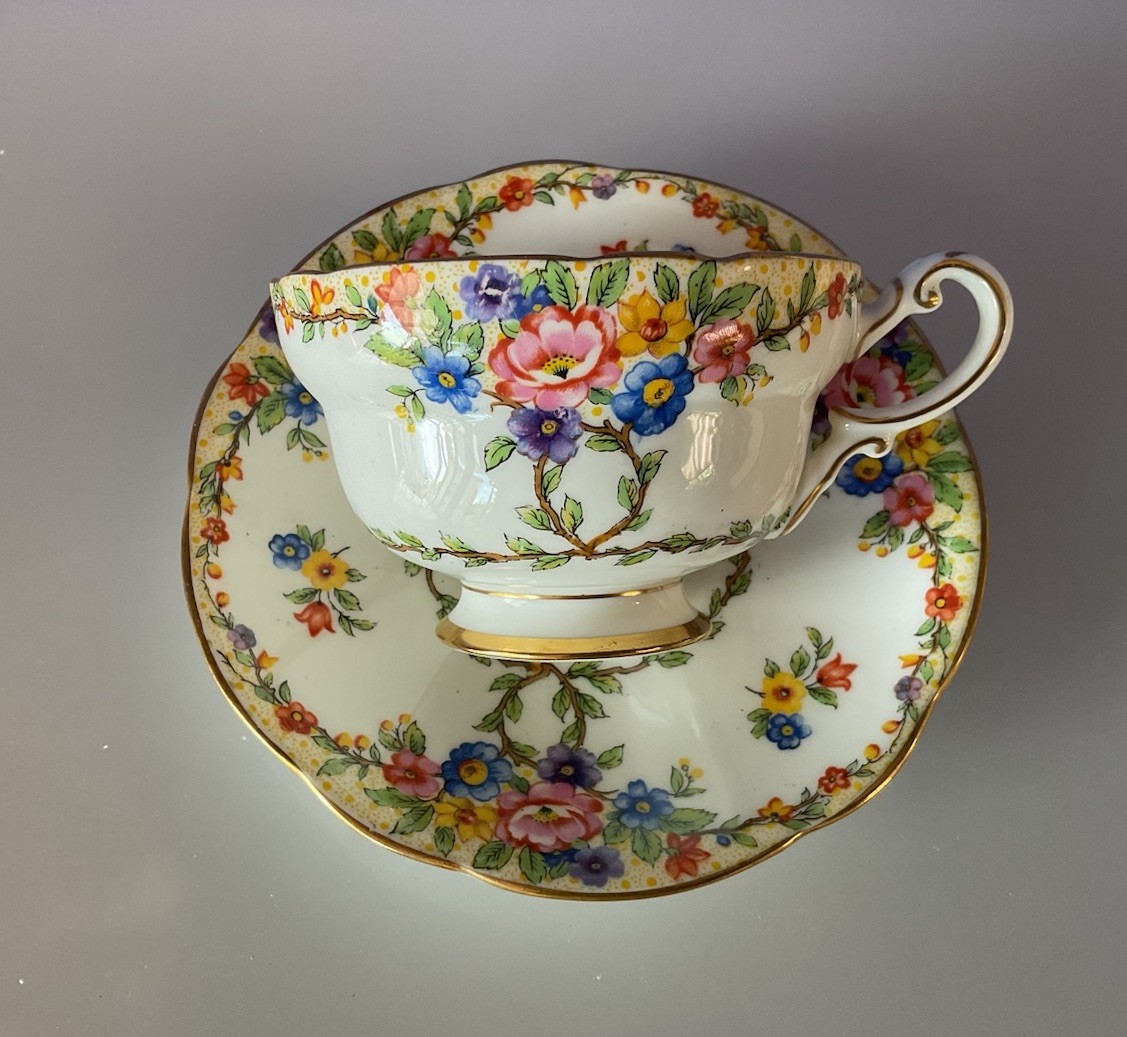 Antique Paragon Tea Cup & Saucer F1639 Antique Paragon Tea Cup & Saucer F1639