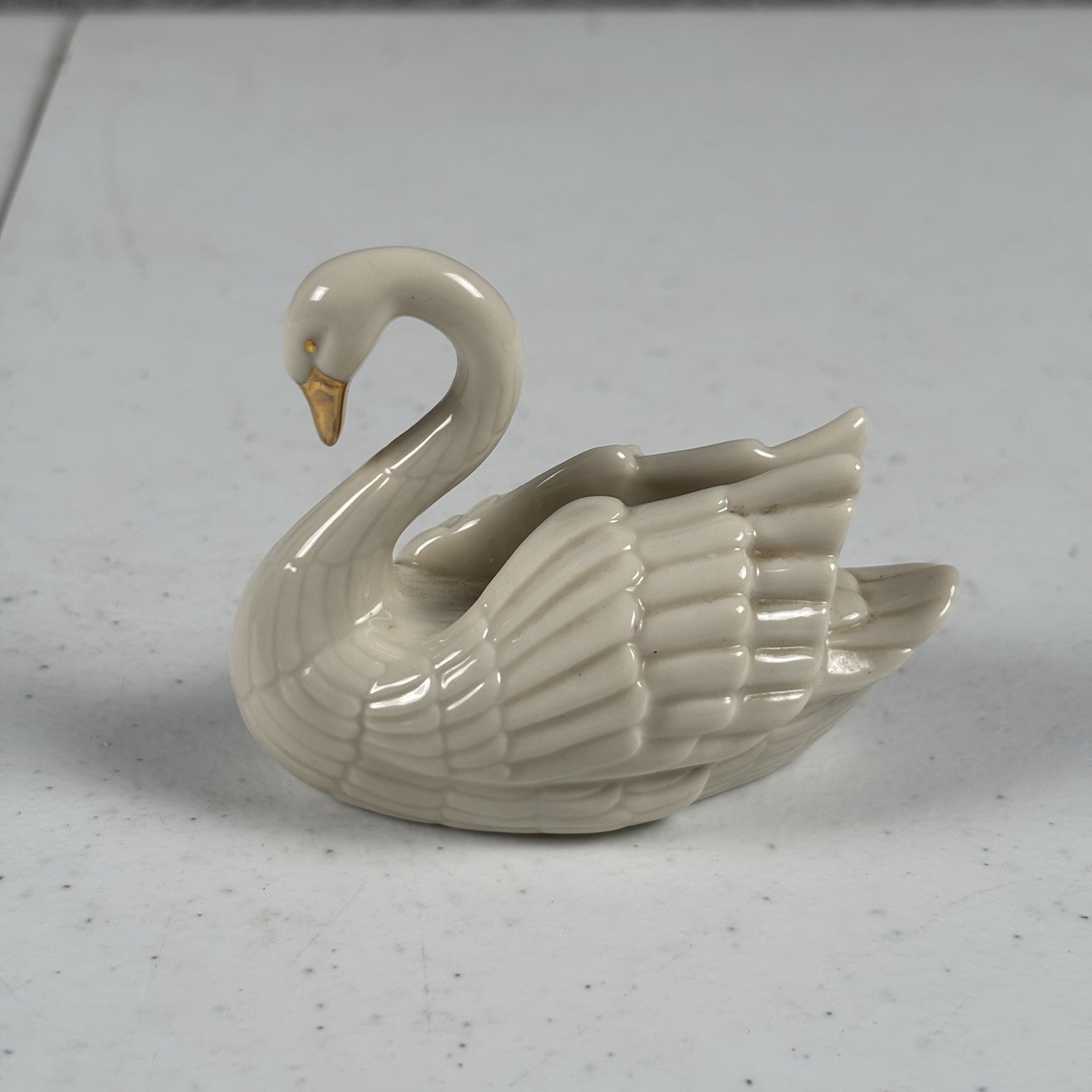 Lenox Swan Cake Topper 24 kt Gold Trim Vintage Bridal Card Holder Porcelain