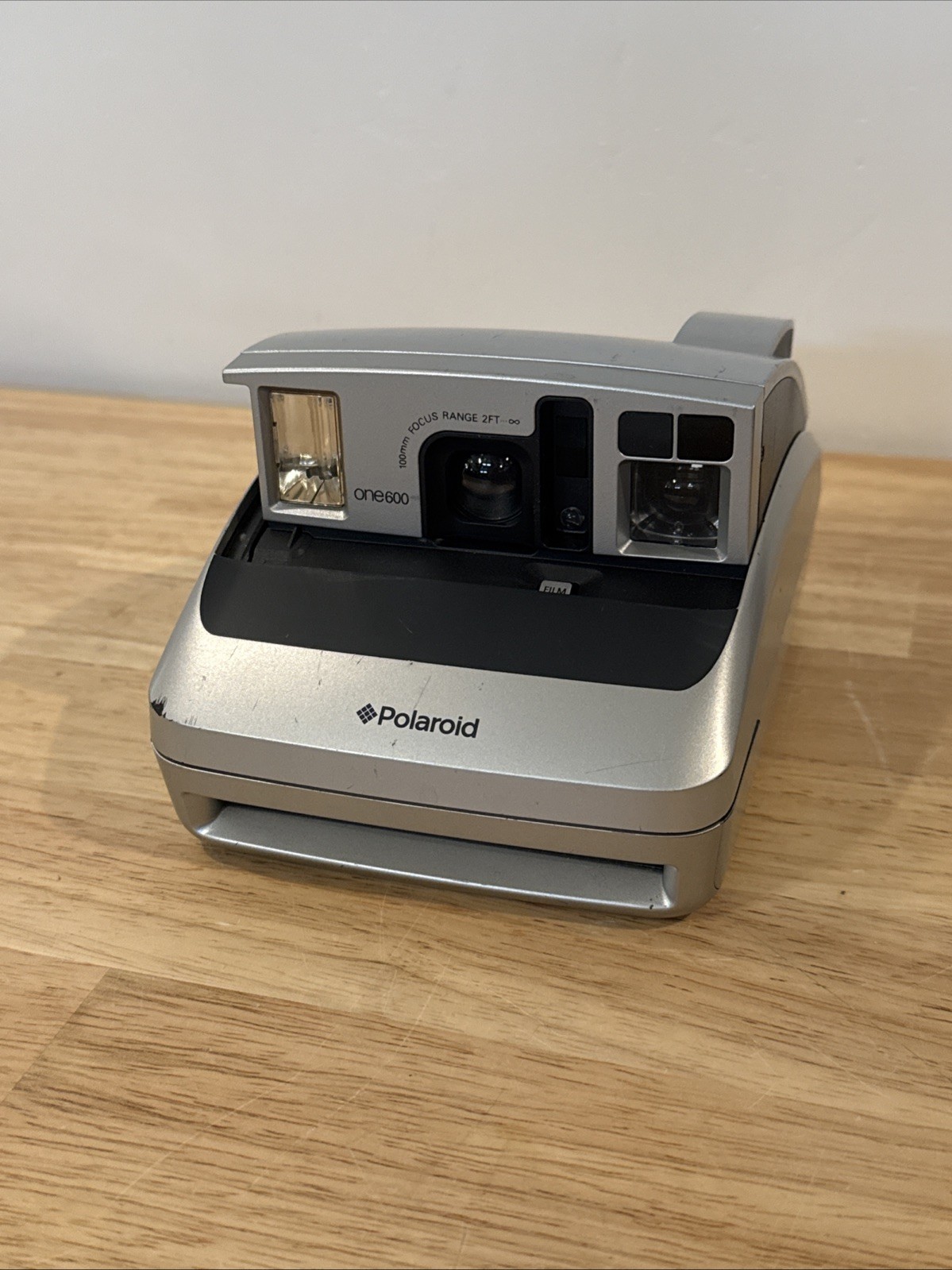 Polaroid One 600 Flash Instant Film Camera Powder Black/Silver Function Polaroid One 600 Flash Instant Film Camera Powder Black/Silver Function