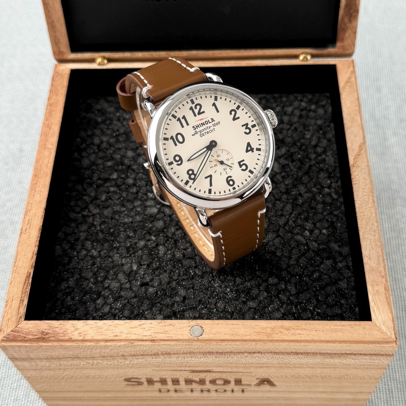 Shinola Runwell Watch 41mm Cream Dial Argonite 1069 Men's Watch S0110000110