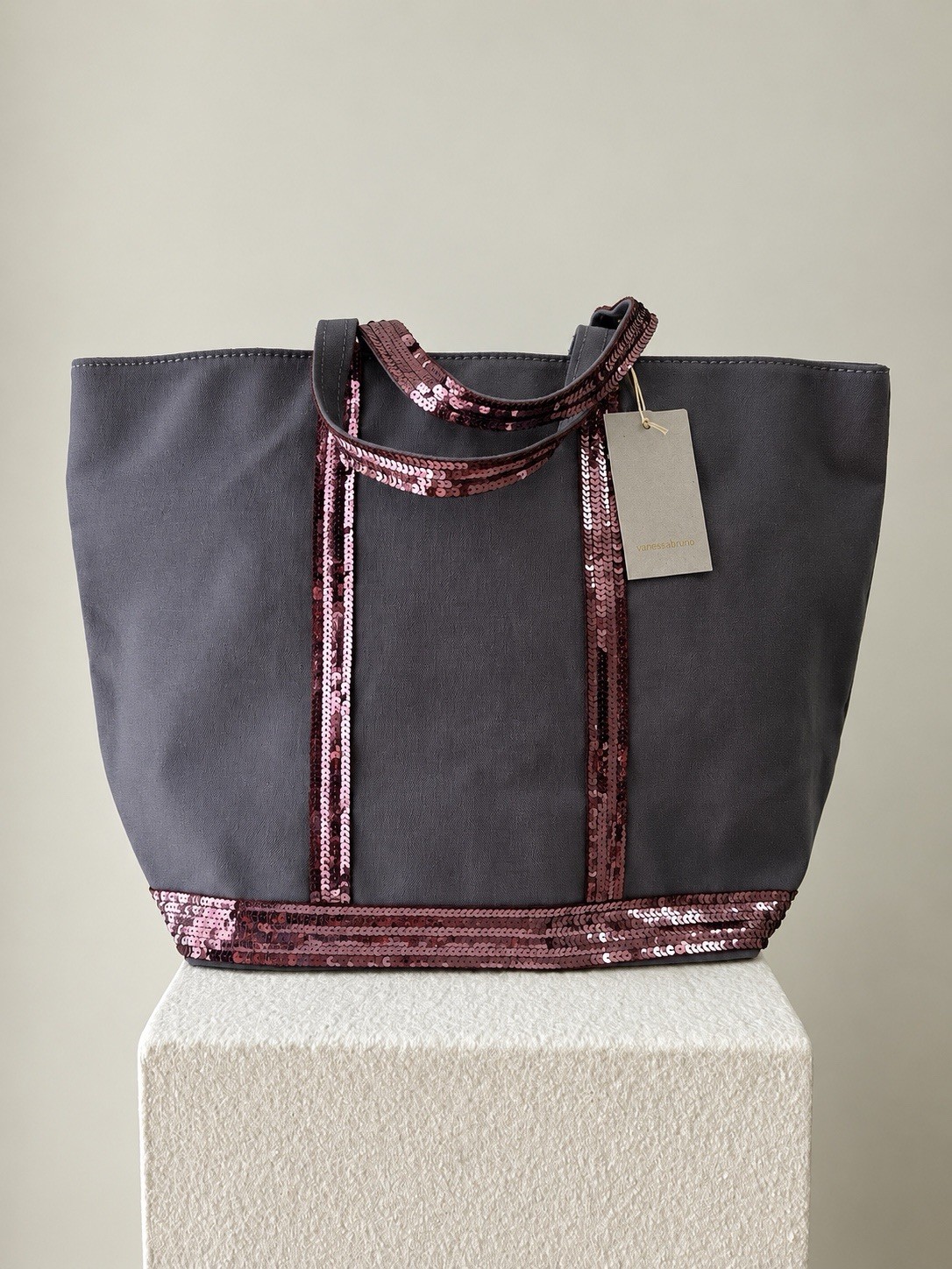 Vanessa Bruno Le Cabas Grey Canvas Cotton Tote Bag Brand New with Tags Vanessa Bruno Le Cabas Grey Canvas Cotton Tote Bag Brand New with Tags