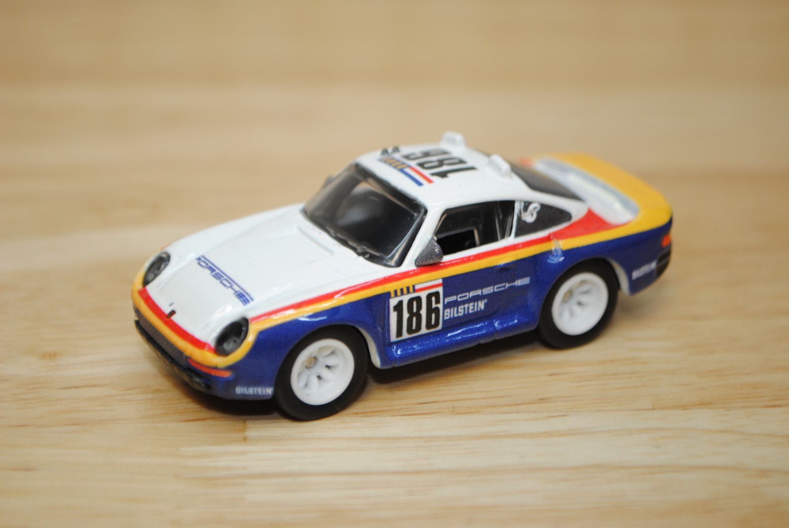 Hot Wheels Premium Car Culture 1986 Porsche 959 #186 Rally Car Hot Wheels Premium Car Culture 1986 Porsche 959 #186 Rally Car