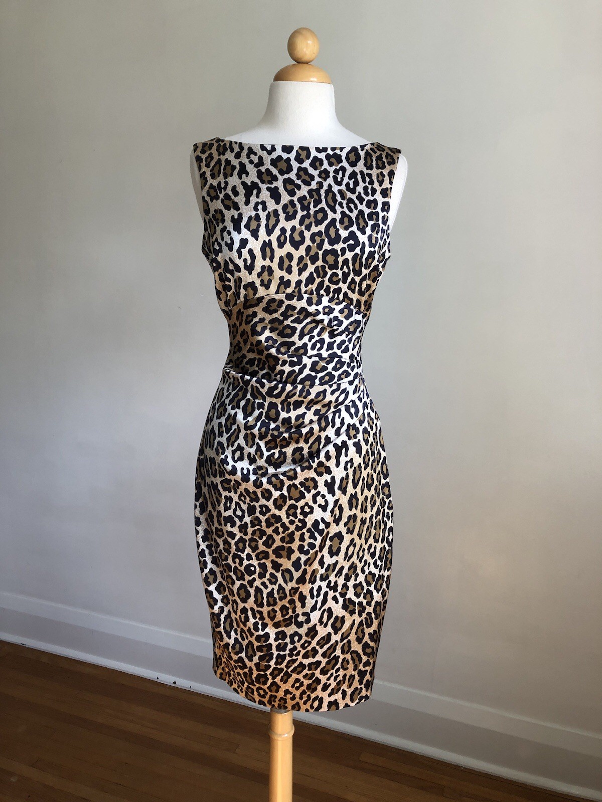 STUNNING NWOT CACHÉ Stretchy Leopard Bodycon Knee-length Dress SZ 6