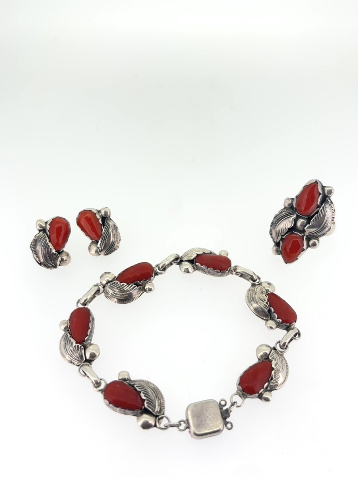 Zuni Carmelita Simplicio sterling silver red coral, rare set  Zuni Carmelita Simplicio sterling silver red coral, rare set 