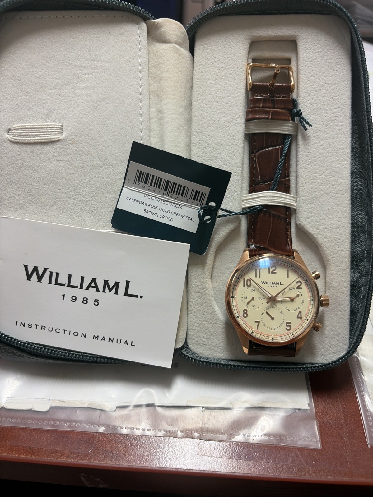 William L. 1985 Men’s Dress/casual W/ Croc Leather Band