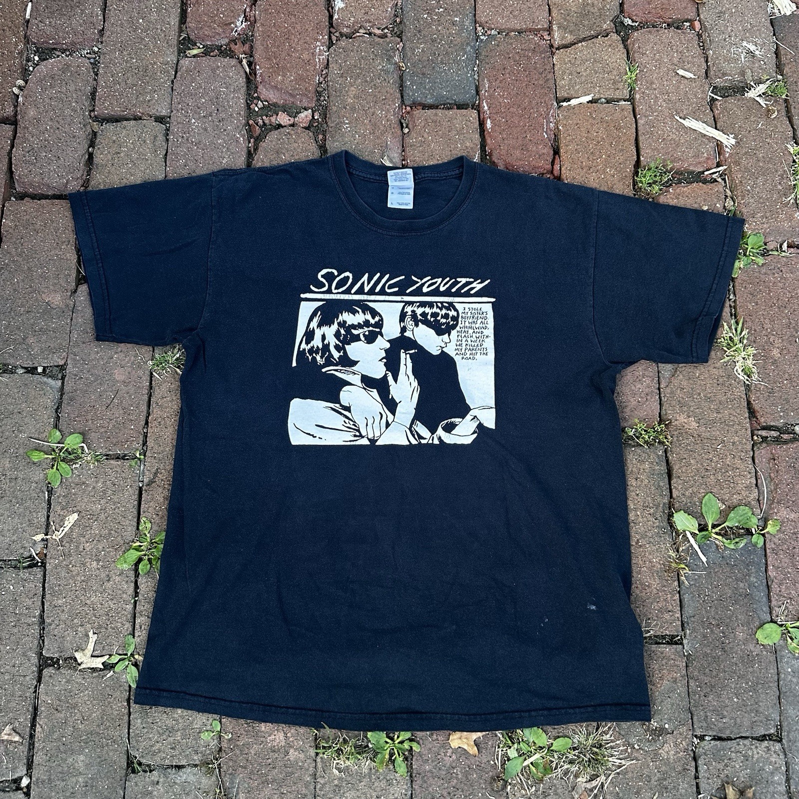 Vintage 2000\'s Sonic Youth Noise Rock Indie Band Concert T Shirt Kim Gordon Vintage 2000\'s Sonic Youth Noise Rock Indie Band Concert T Shirt Kim Gordon