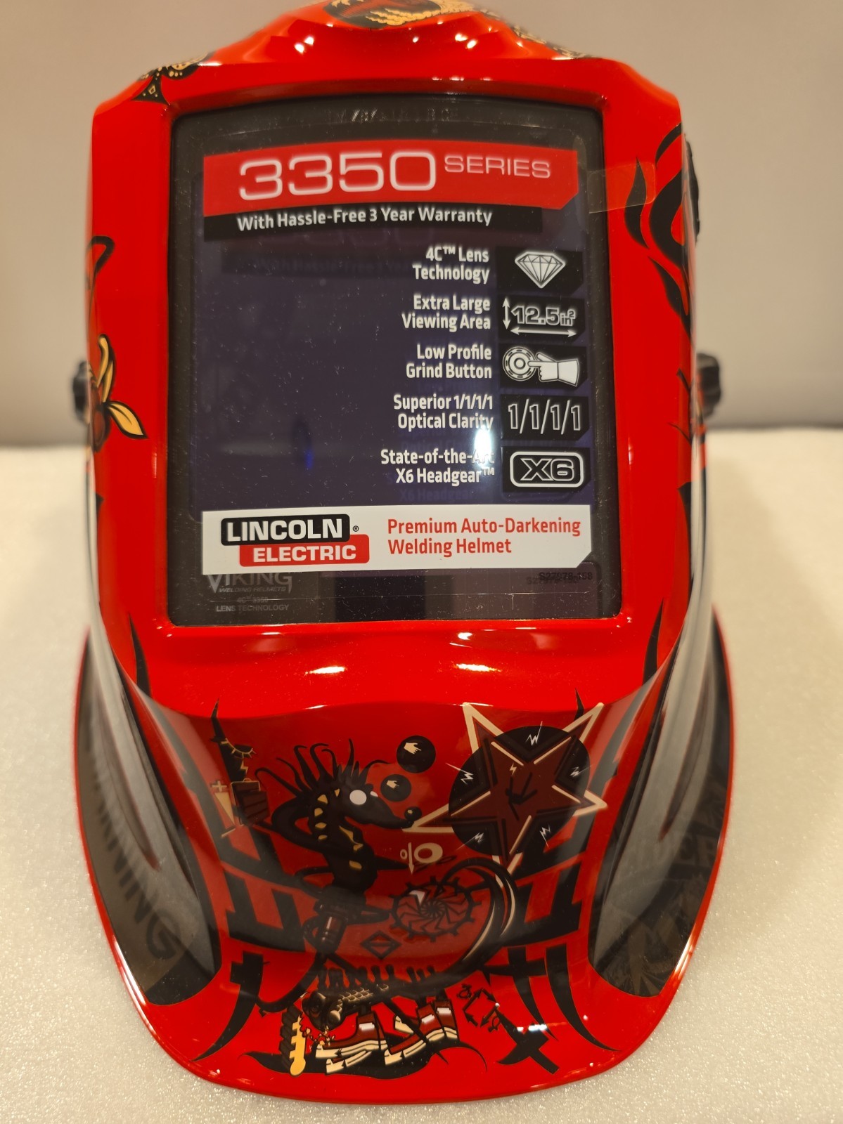Lincoln Electric K3101-4-CE Viking 3350 Auto Darkening Welding Helmet, Mojo Red.