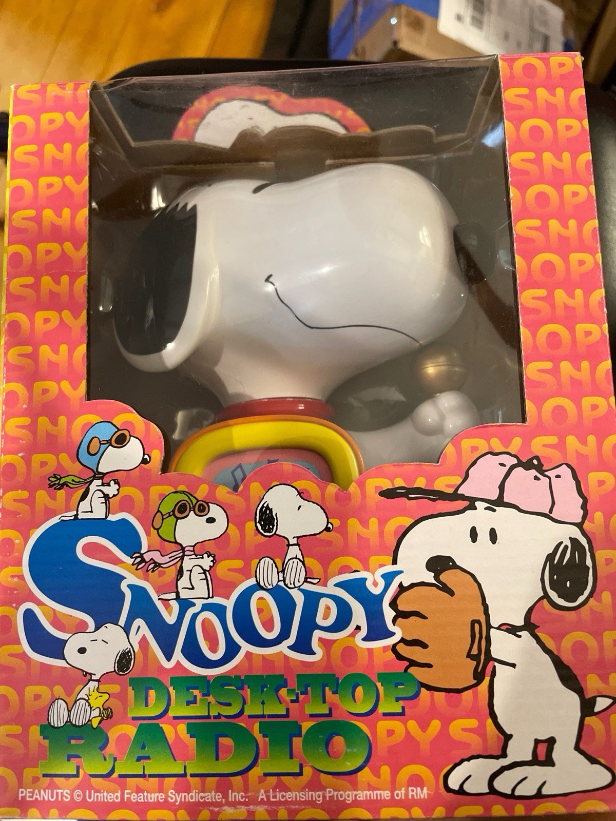 Vintage Peanuts Snoopy Desk-Top AM/FM Radio Model 2021 Alpan Products New