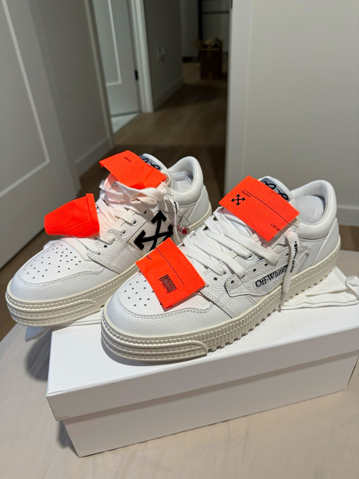 Authentic Off-White 3.0 Off-Court Low Top White Lace-Up Men’s Sneakers size 44