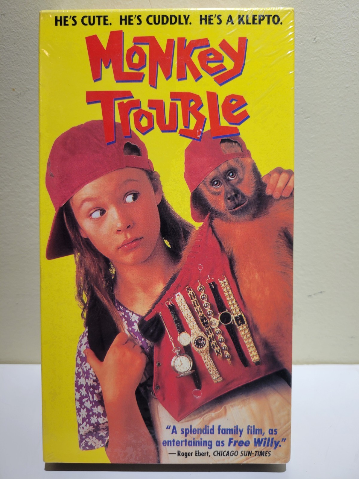 BRAND NEW Monkey Trouble (VHS 1994) Thora Birch RARE Sealed OOP BRAND NEW Monkey Trouble (VHS 1994) Thora Birch RARE Sealed OOP