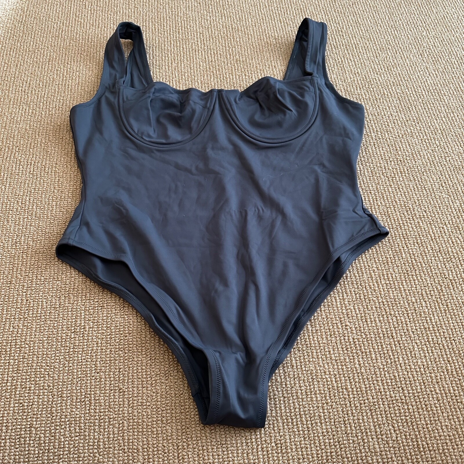 Skims Gunmetal Swim Shaping Underwire One Piece Swimsuit, Size 4X NWT Skims Gunmetal Swim Shaping Underwire One Piece Swimsuit, Size 4X NWT