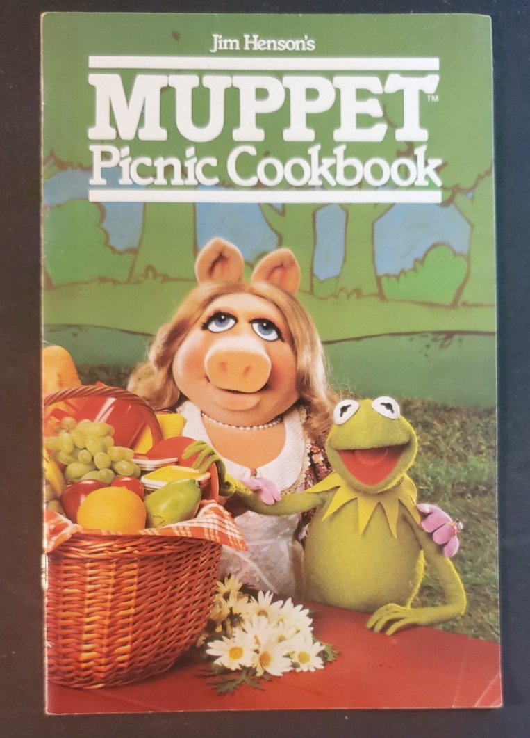 VNTG 1981 Hallmark Muppets Picnic Ck Bk W21 L08 ABSOLUTELY LAST PRICE DROP VNTG 1981 Hallmark Muppets Picnic Ck Bk W21 L08 ABSOLUTELY LAST PRICE DROP
