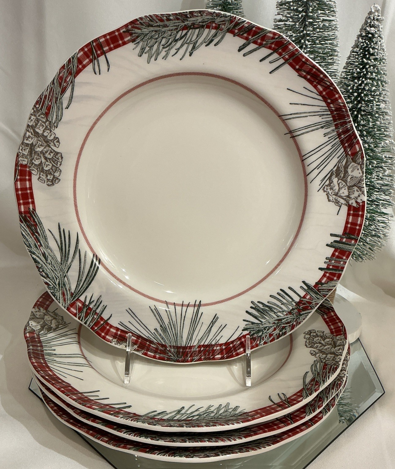 222 Fifth Mount Holly Green Plaid 10.75” Dinner Plate - Set of 4 222 Fifth Mount Holly Green Plaid 10.75” Dinner Plate - Set of 4