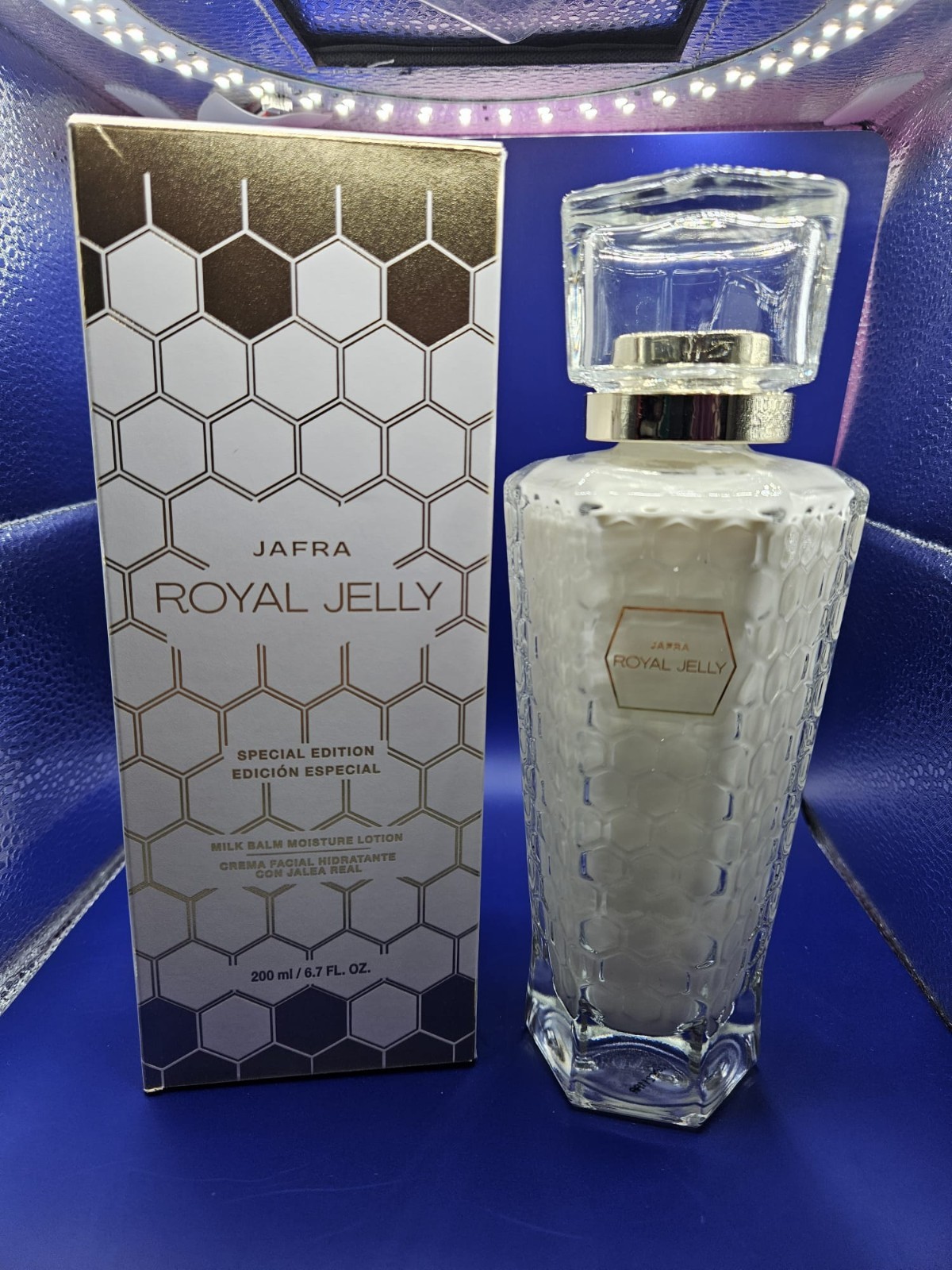 JAFRA ROYAL JELLY SPECIAL EDITION 6.7 Fl.oz - New and Sealed