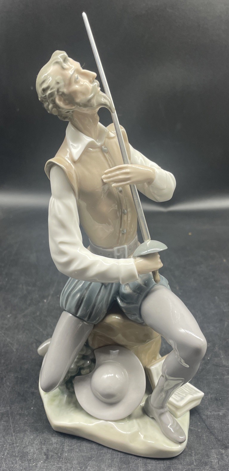Lladro Figurine #5357 9 1/4\ Lladro Figurine #5357 9 1/4\