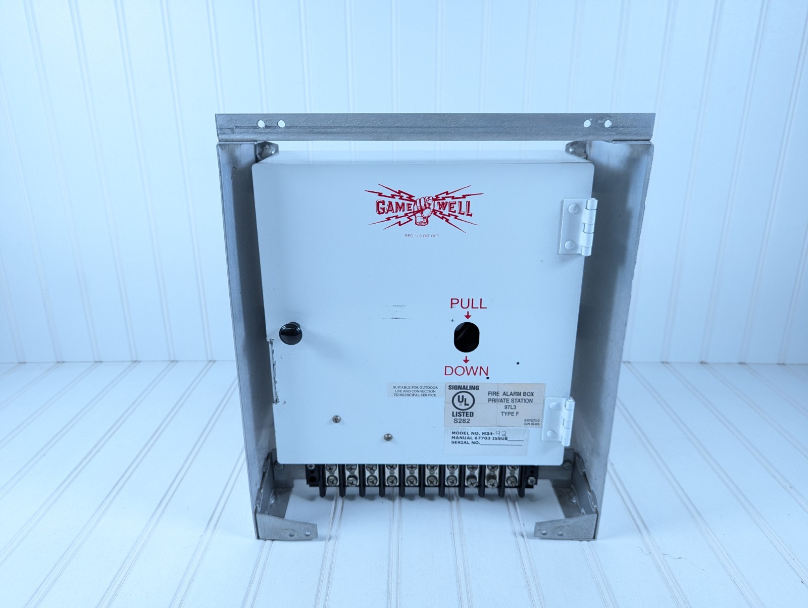 Gamewell Fire Alarm Box Private Station Model M34-92 Fire Alarm Box 