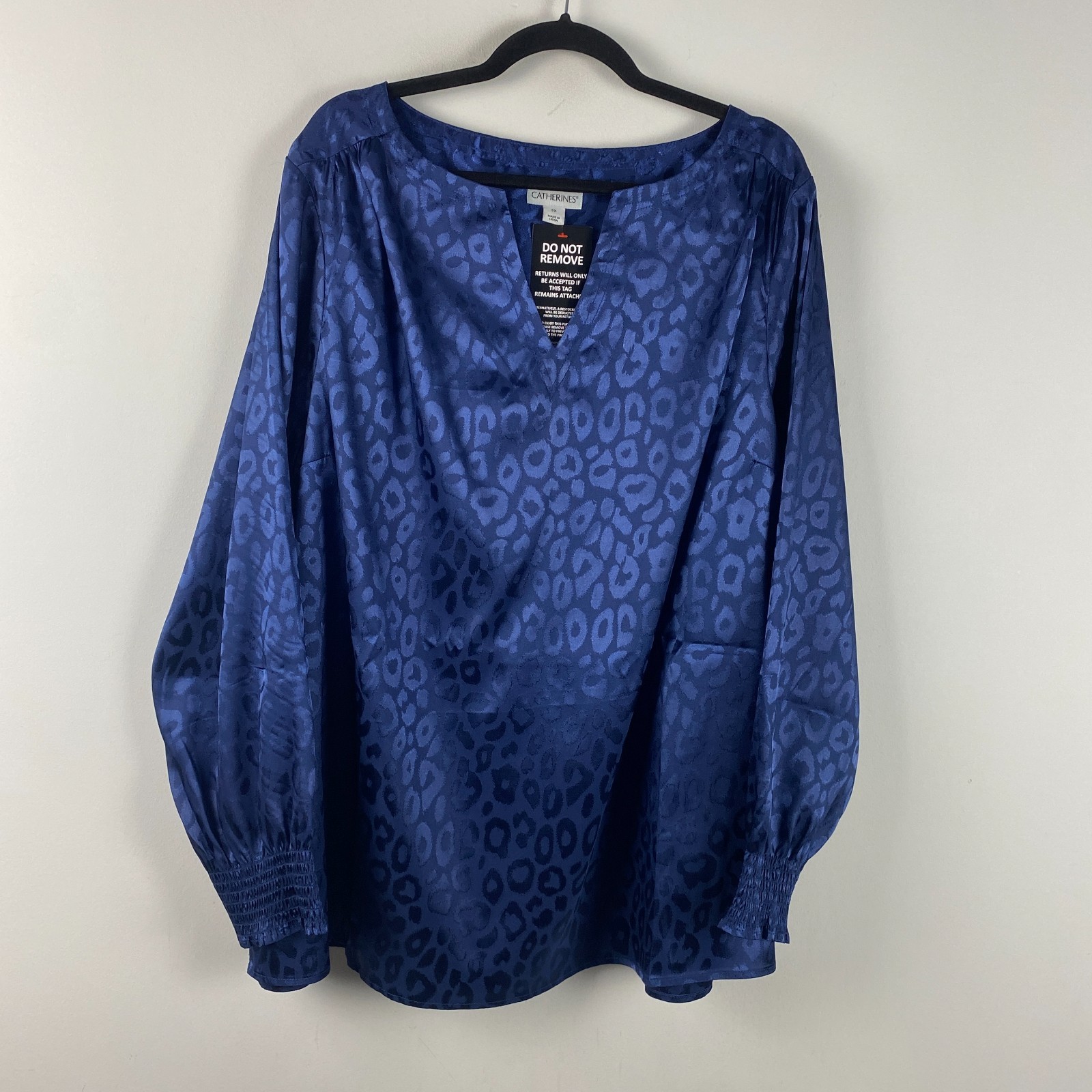 Catherines Satin Jacquard Peasant Blouse Size 3X Navy Animal Print Popover