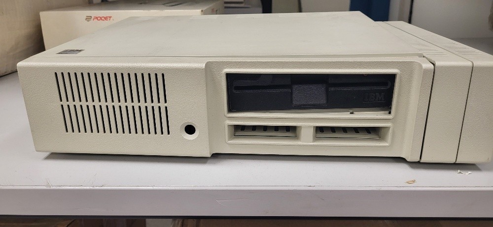 IBM PCjr Model 4860 Desktop Computer w/games and accessories