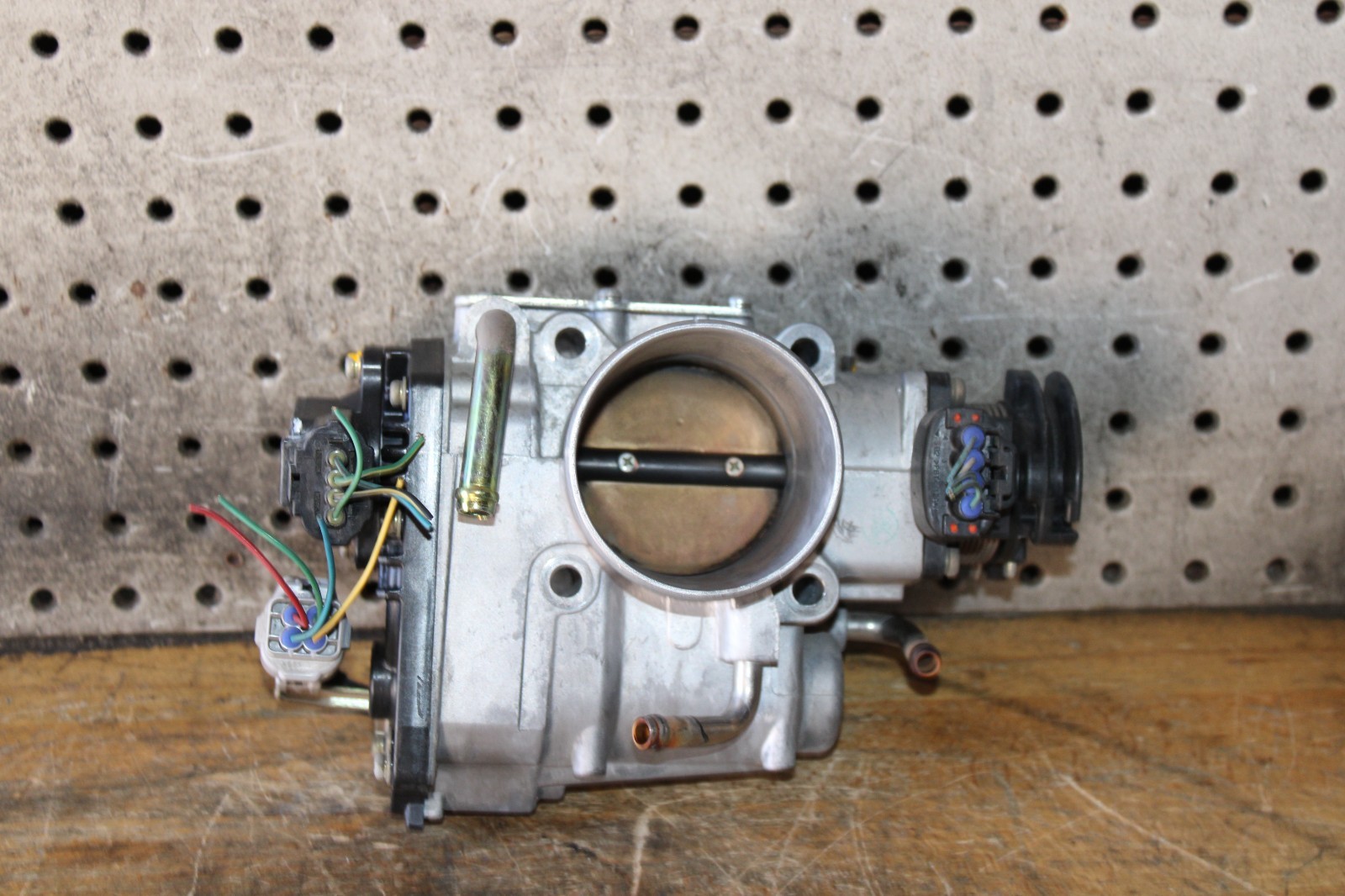 2003 Toyota Tundra 3.4 V6 5VZE Tundra Throttle Body TPS IACV 2003 Toyota Tundra 3.4 V6 5VZE Tundra Throttle Body TPS IACV