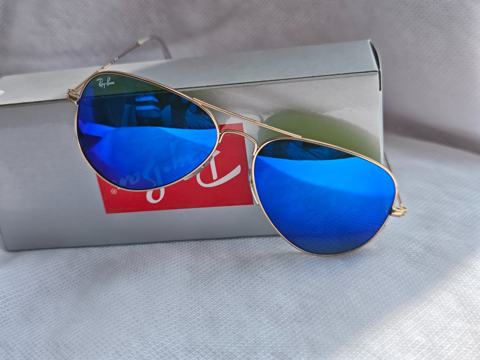 RAY-BAN RB3026 Aviator Sunglasses 62MM Blue Lens/Gold Frame RAY-BAN RB3026 Aviator Sunglasses 62MM Blue Lens/Gold Frame