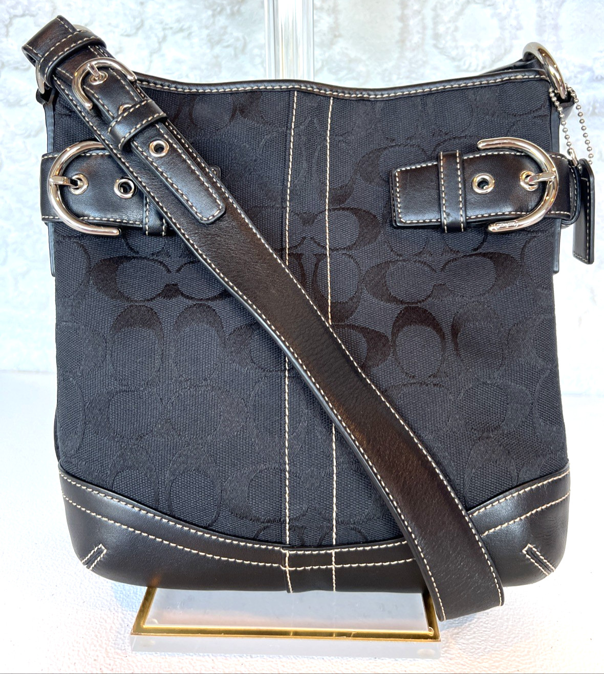 Coach Signature C Shoulder Bag H05M-6740 Black Jacquard Leather Zip EUC Vintage Coach Signature C Shoulder Bag H05M-6740 Black Jacquard Leather Zip EUC Vintage