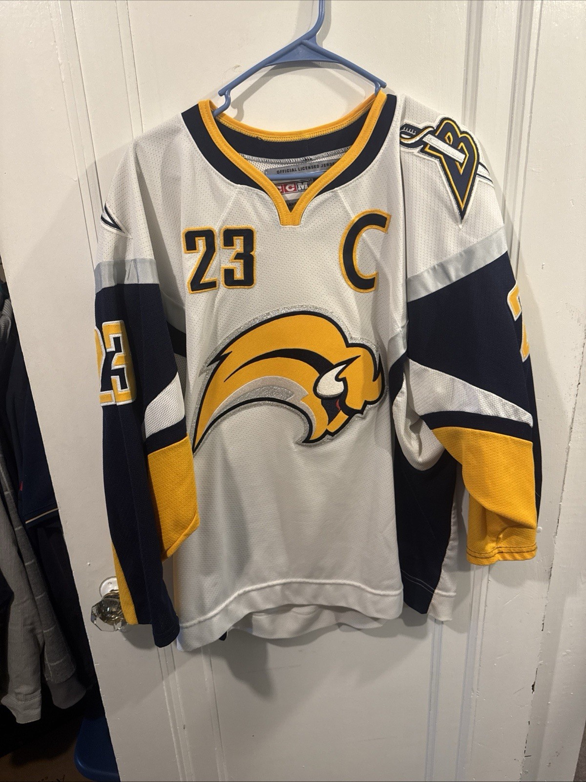 Vintage Chris Drury Buffalo Sabers 2006 CCM \
