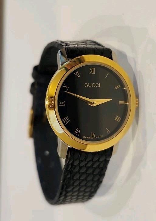 Vintage Gucci 2200L Women\'s Swiss Made Two-Tone Watch Black Dial Roman Numerals