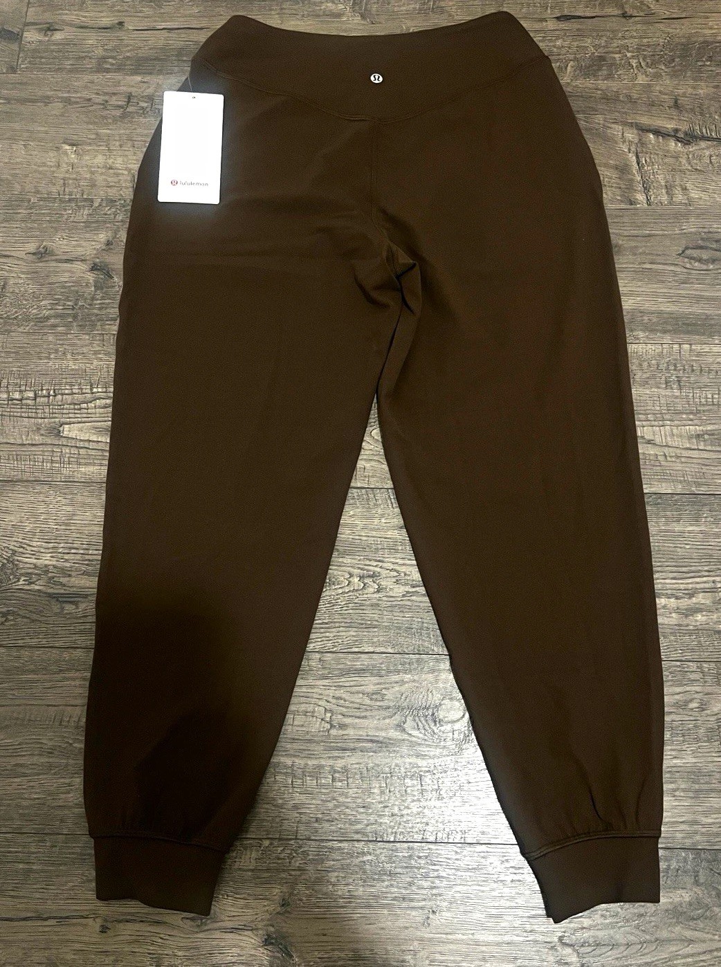 lululemon Align High-Rise Jogger (26” short) Color: Mahogany Muse lululemon Align High-Rise Jogger (26” short) Color: Mahogany Muse