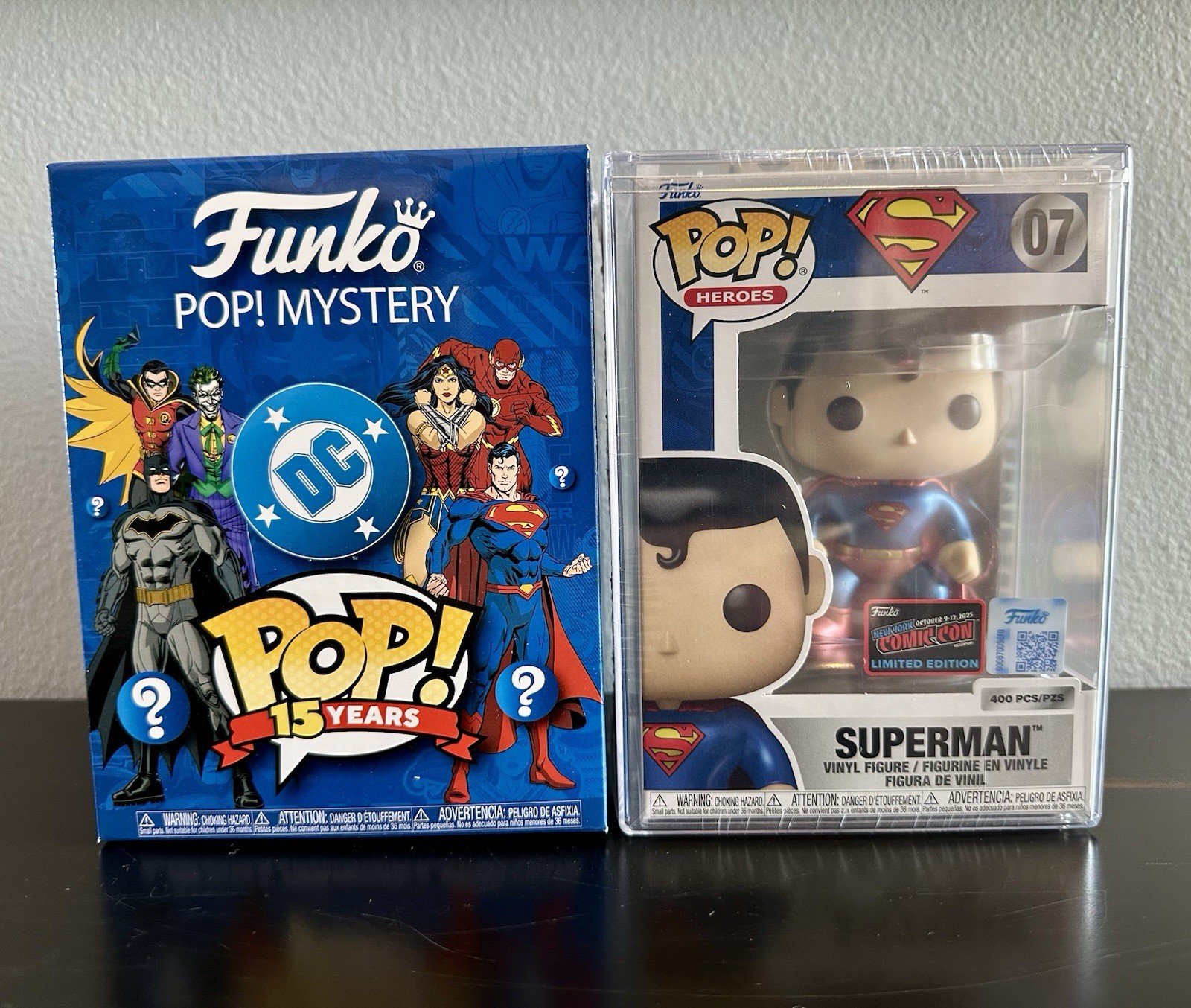 Funko Pop DC Box Mystery Superman Metallic LE 400 PCS NYCC Con Sticker #07 2025 Funko Pop DC Box Mystery Superman Metallic LE 400 PCS NYCC Con Sticker #07 2025