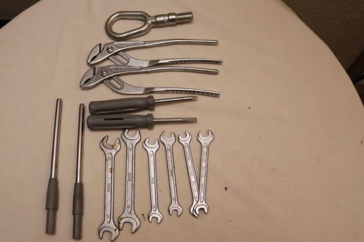 BMW Genuine Tool kit E30 E31 E32 E34 E36 E28 E39 E38 OEM Heyco 5.6.7 series OEM