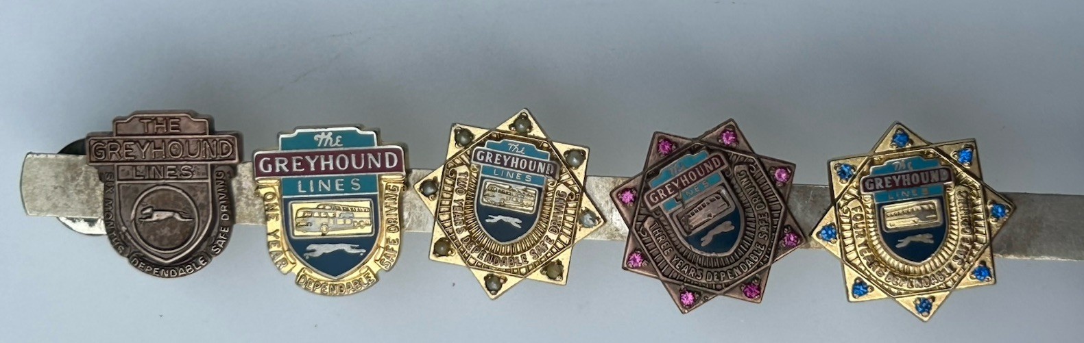 Vintage Collectible Greyhound Bus Employee Service Award Enamel 5 Pin On Pin Bar Vintage Collectible Greyhound Bus Employee Service Award Enamel 5 Pin On Pin Bar