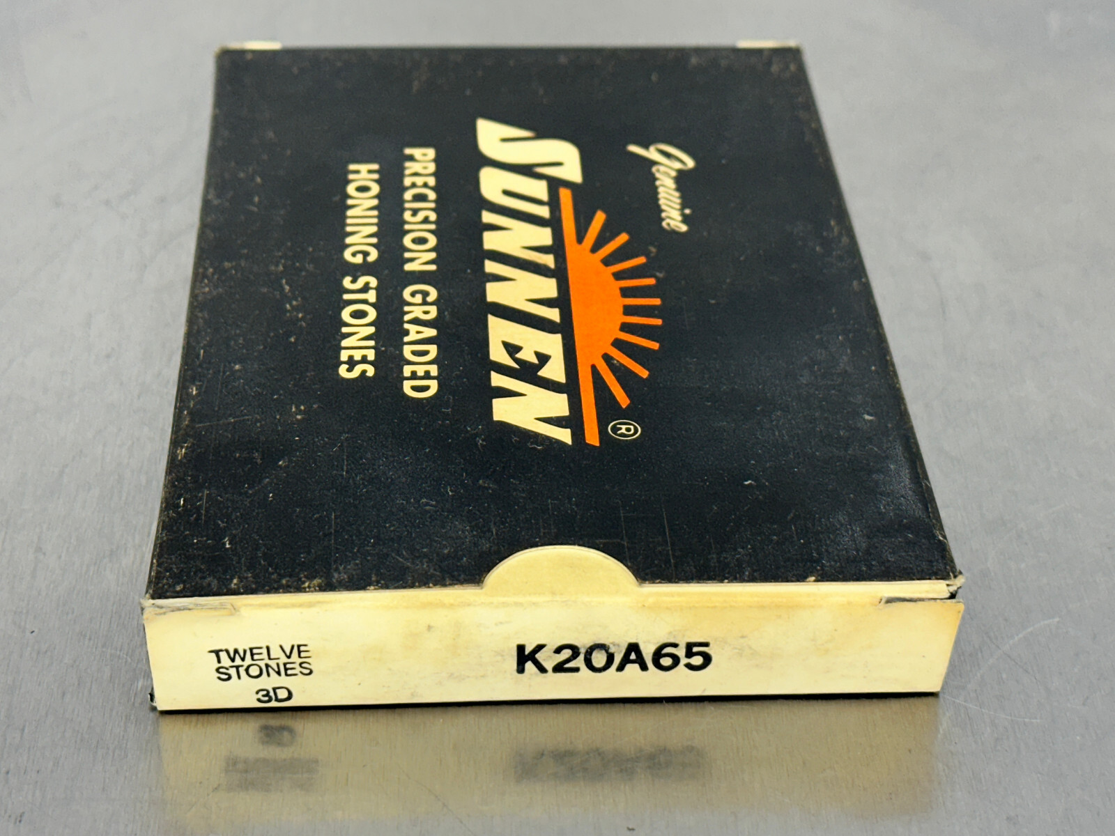 Sunnen K20-A65 Honing Stones 280 Grit Aluminum Oxide (Box of 12) Sunnen K20-A65 Honing Stones 280 Grit Aluminum Oxide (Box of 12)