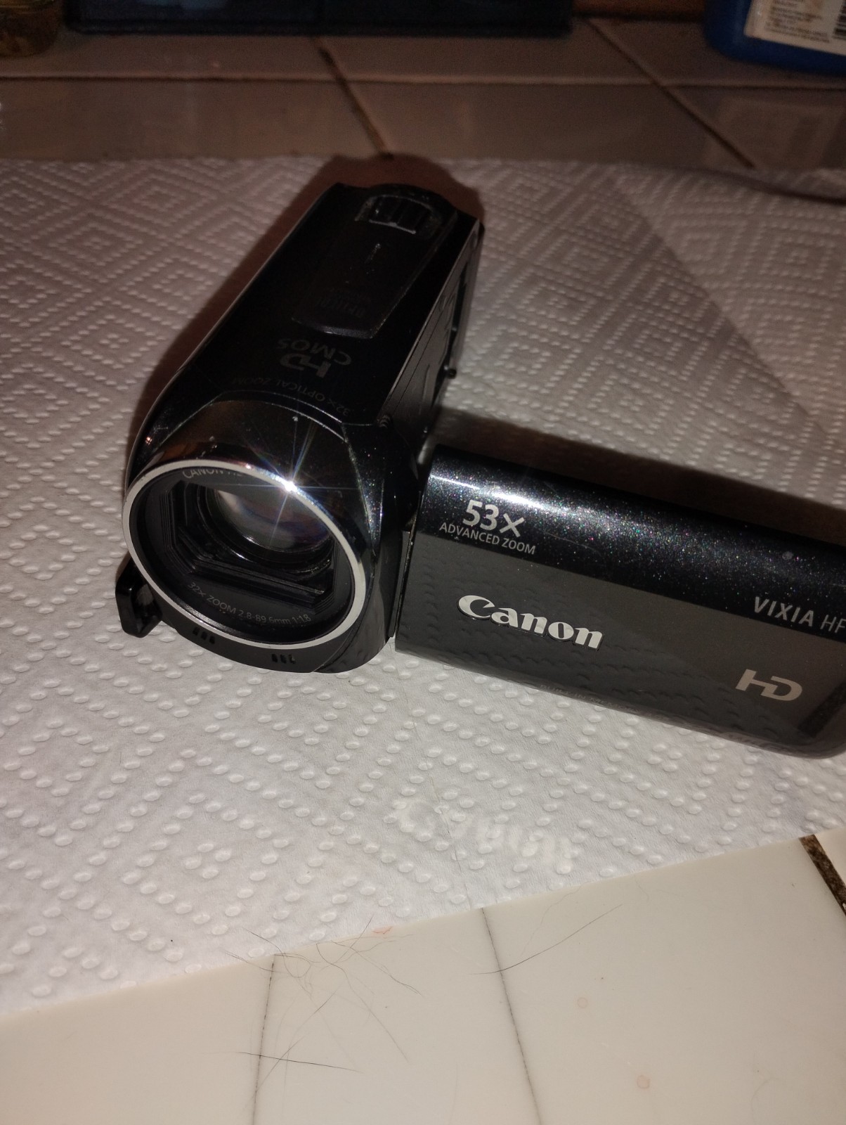 Canon VIXIA Series HF R40 Digital Camcorder Video Camera, Black Canon VIXIA Series HF R40 Digital Camcorder Video Camera, Black