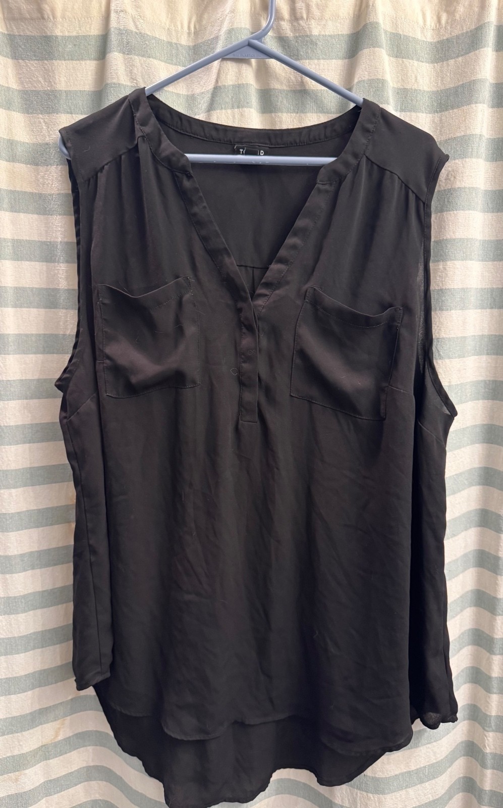 Torrid Harper Black Sleeveless Blouse Size 2X Torrid Harper Black Sleeveless Blouse Size 2X