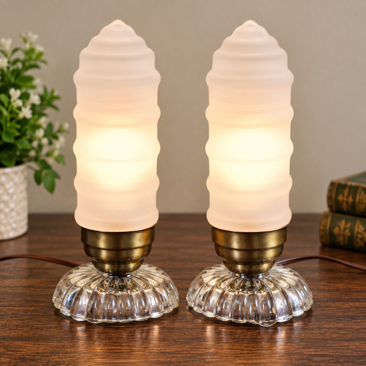 Vintage PAIR Milk Glass Art Deco Beehive Boudoir Lamps Clear Glass Bases 10