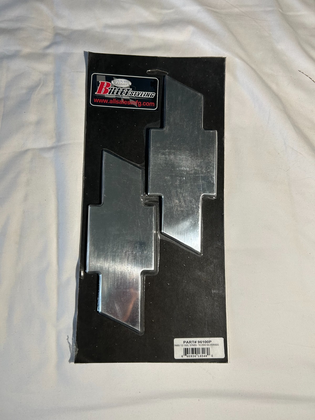 GM 2007-2012 Chevy Silverado Chrome Bowties GM 2007-2012 Chevy Silverado Chrome Bowties