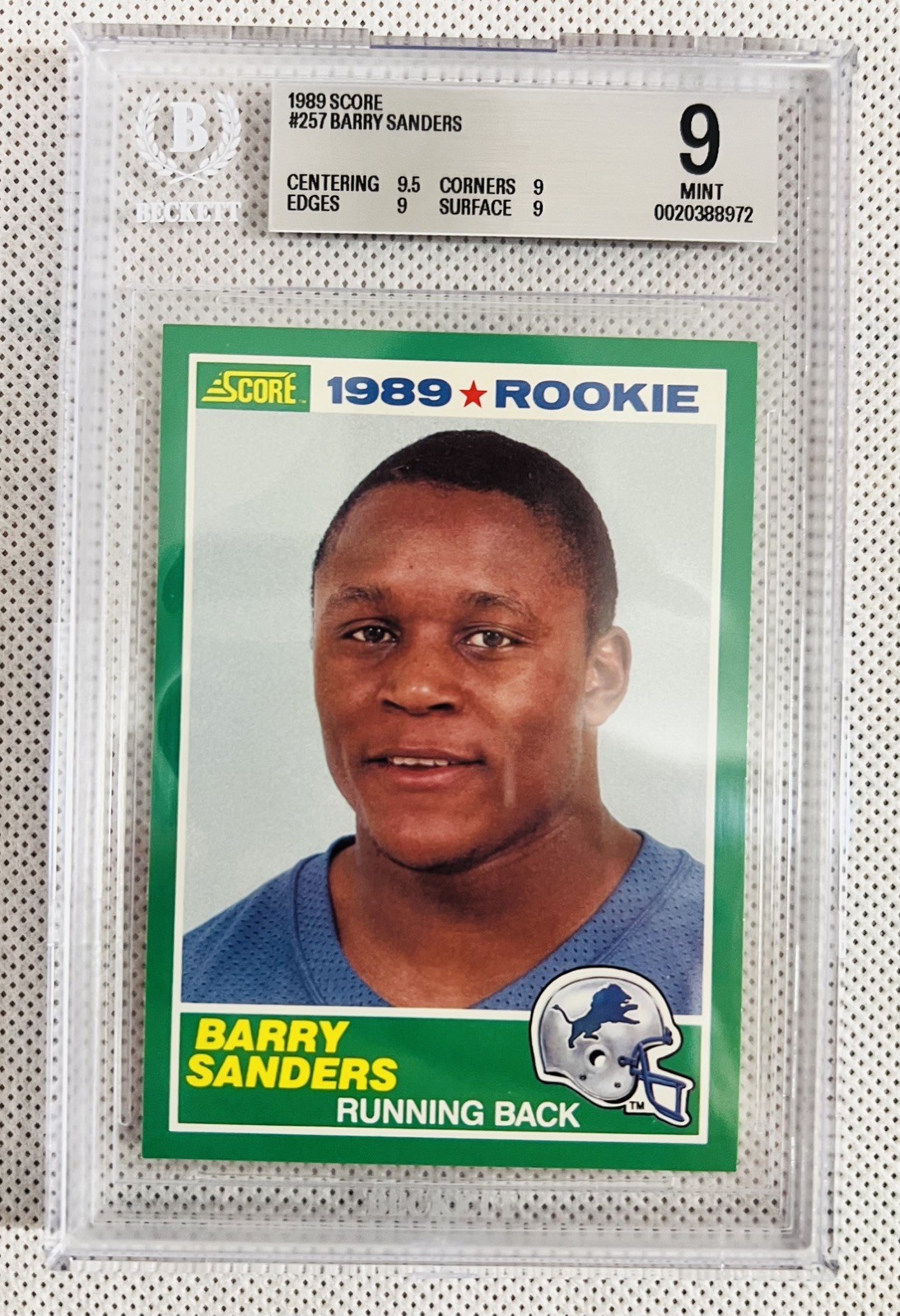 Barry Sanders ROOKIE 1989 Score RC #257 BGS 9 Mint 9.5 grade Detroit Lions HOF Barry Sanders ROOKIE 1989 Score RC #257 BGS 9 Mint 9.5 grade Detroit Lions HOF