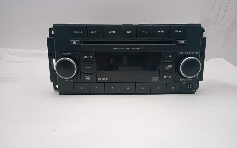 2007-2014 Jeep Wrangler Liberty AM FM CD DVD Satellite Radio Receiver OEM