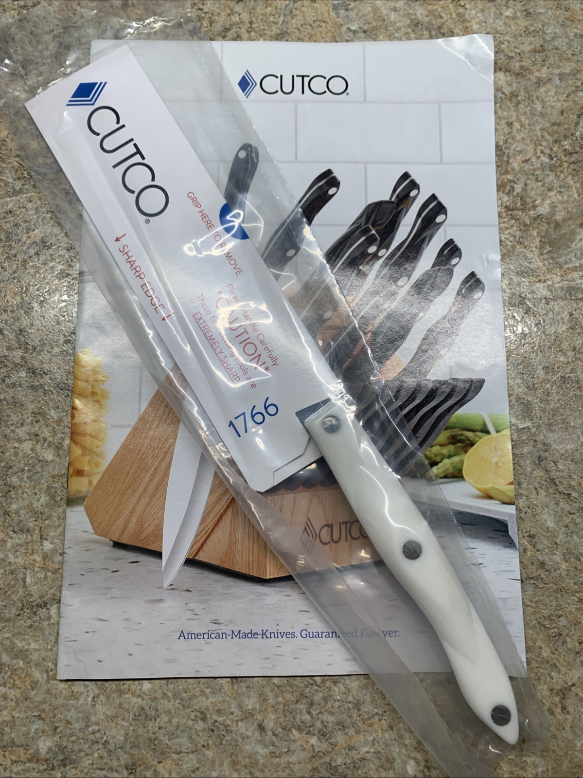 Cutco #1766 Santoku Chef Knife 7” Pearl White Sharp New In Pkg