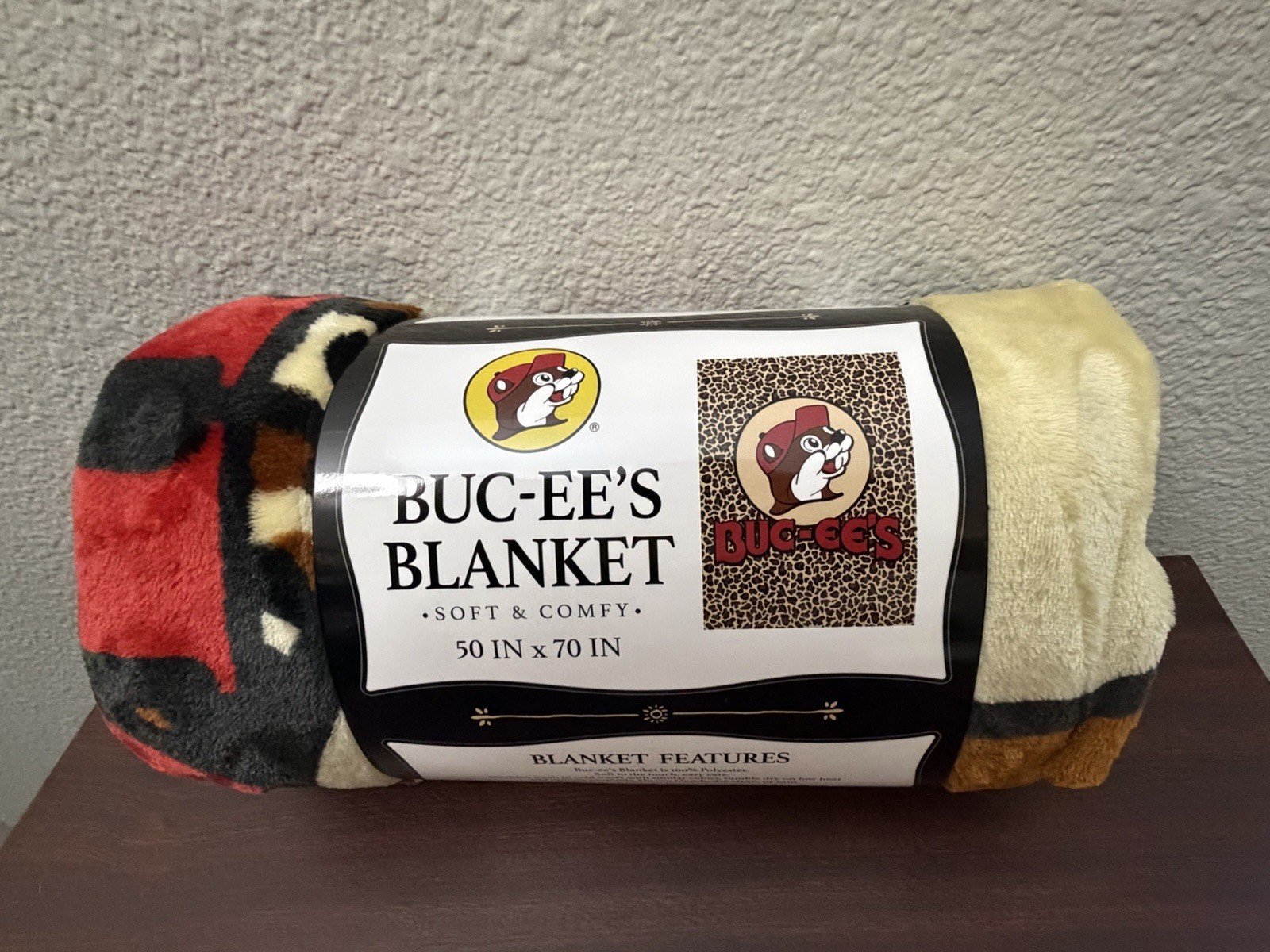 New Buc-ee’s 50x70 Animal Print Throw Blanket New Buc-ee’s 50x70 Animal Print Throw Blanket