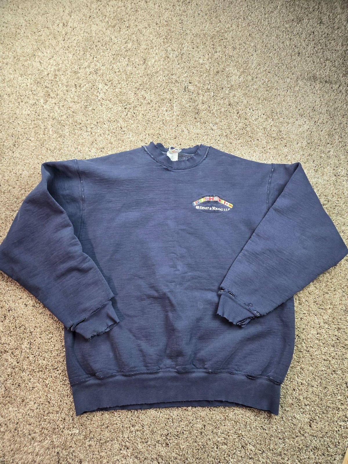Vintage Ernst & Young Sweatshirt Mens XL Blue Crewneck Pullover Distressed 90s Vintage Ernst & Young Sweatshirt Mens XL Blue Crewneck Pullover Distressed 90s