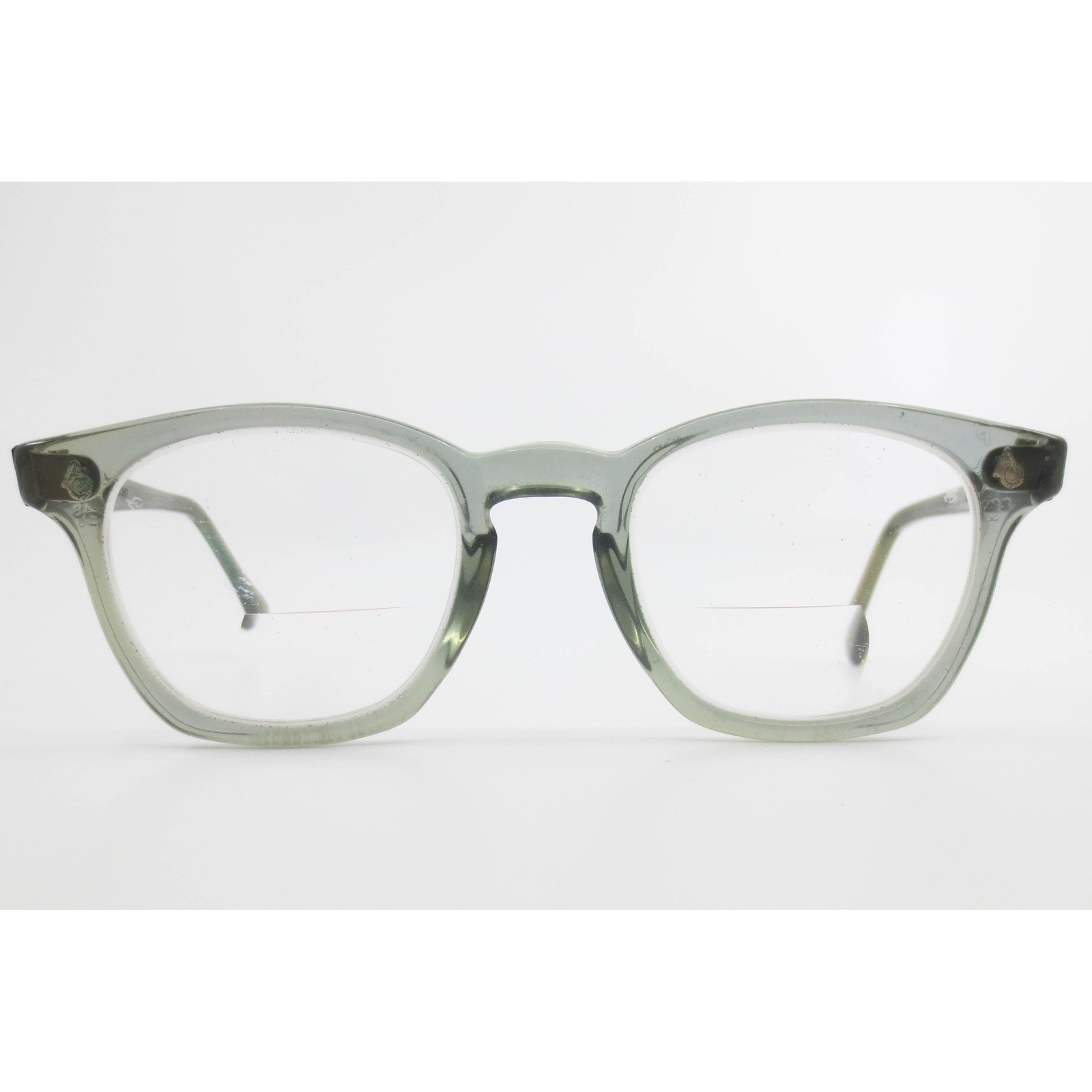 American Optical AO Flex-Fit Z87 Safety Glasses Smoke Grey Frames 5 1/2 40027 American Optical AO Flex-Fit Z87 Safety Glasses Smoke Grey Frames 5 1/2 40027