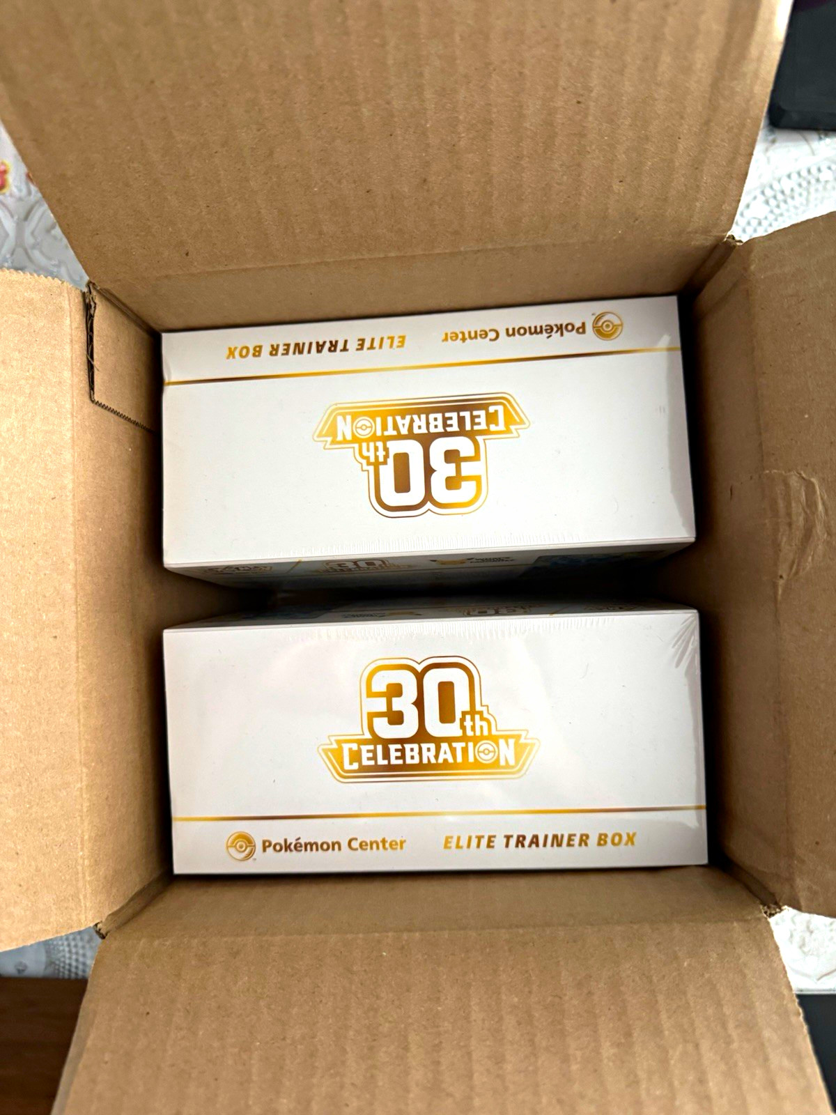 Pokémon Center Pokémon TCG 30th Celebration Elite Trainer Box PER BOX
