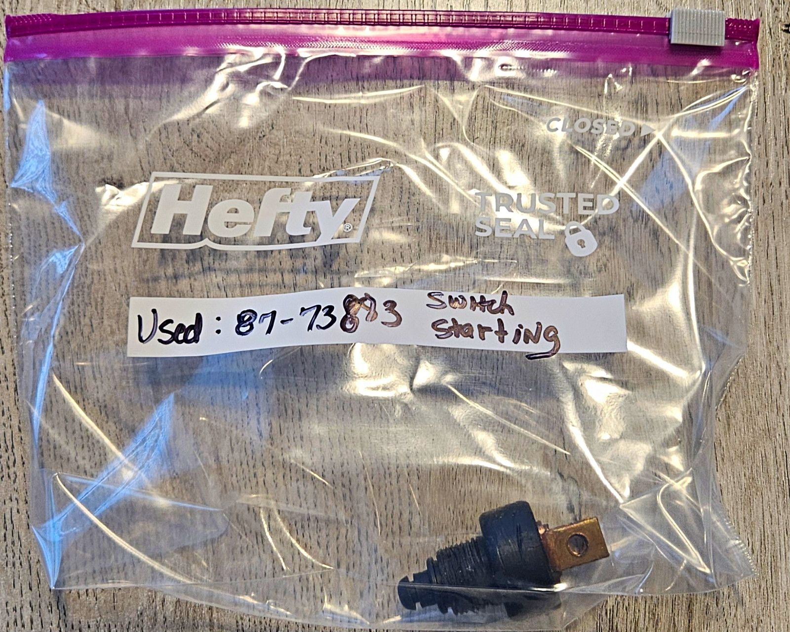 Mercury Outboard 7.5, 9.8 Rod Retainer, 61007 Mercury Outboard 7.5, 9.8 Rod Retainer, 61007
