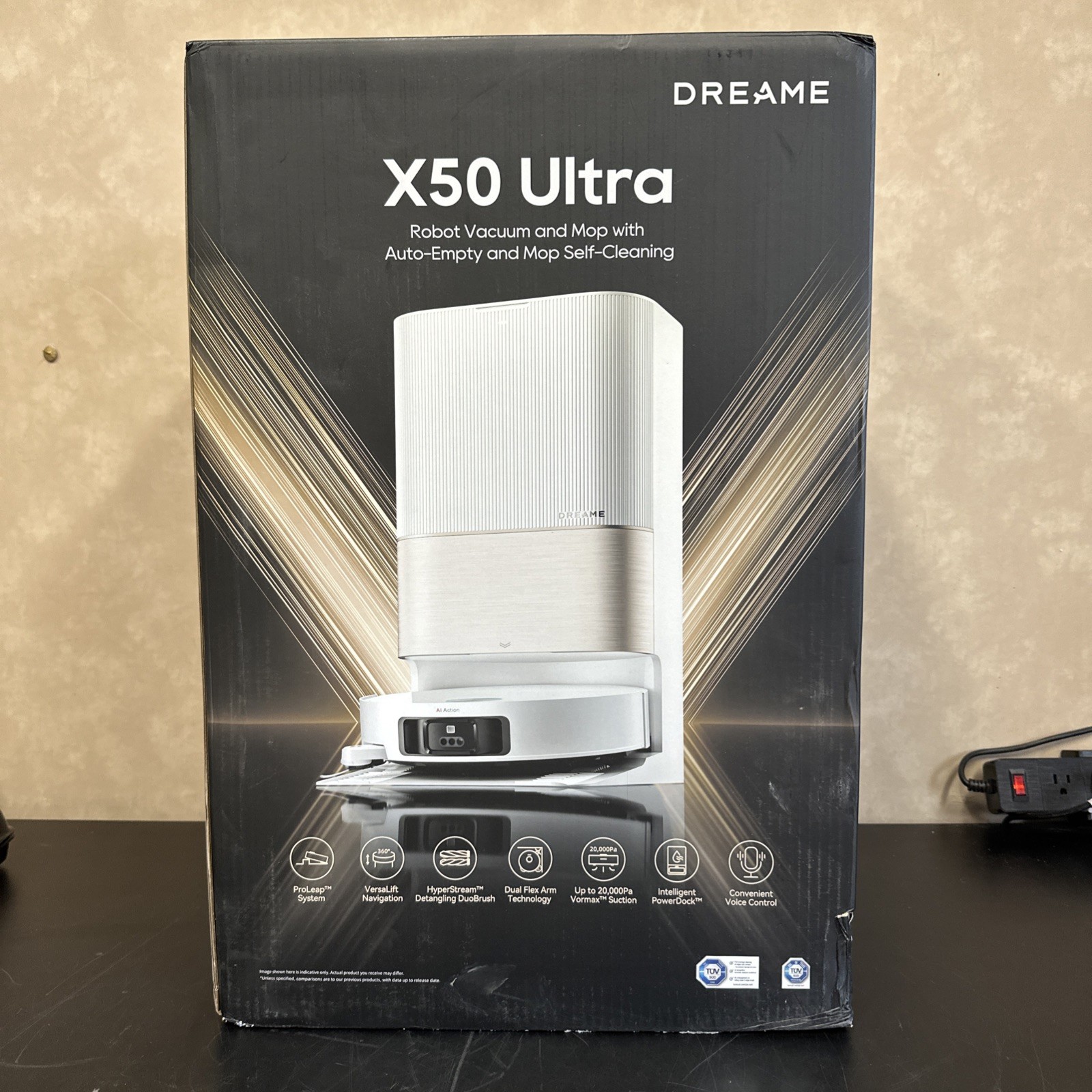 DREAME X50 Ultra White Robot Vacuum - Mop 20000Pa - Robotic Retractable legs