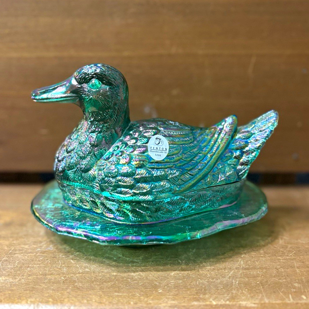 Fenton Art Glass Green Carnival Glass Duck on Nest MINT